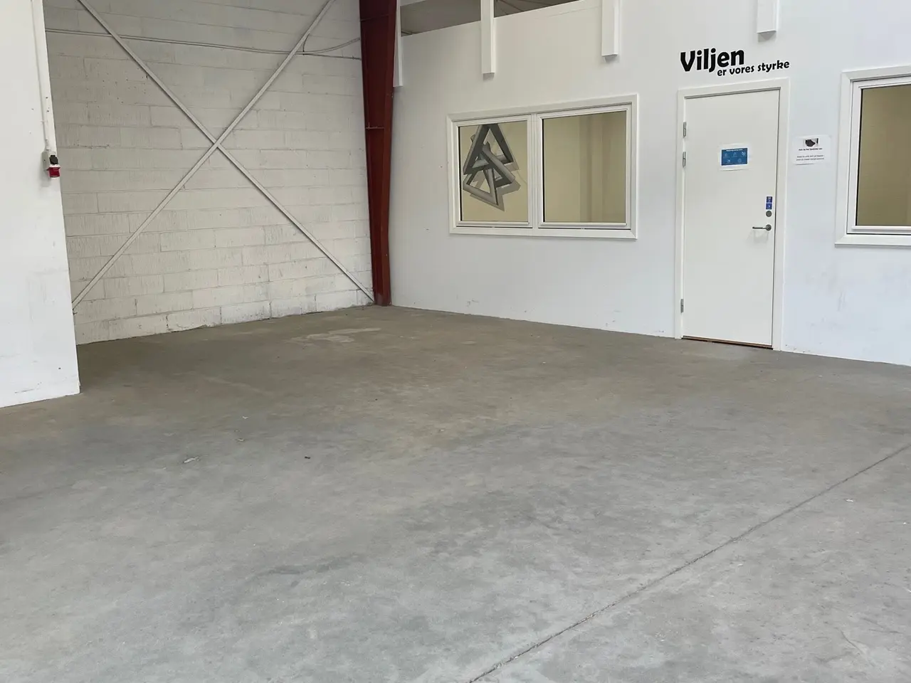 Billede 2 - Lille lager med kontor