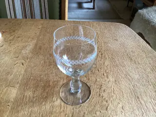 5 gamle Holmegårdglas m/krydsslibninger