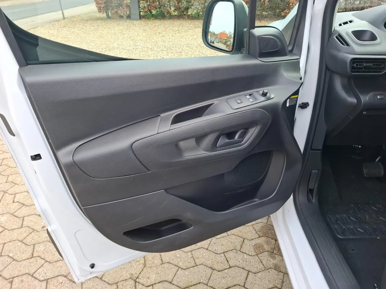 Billede 12 - Peugeot e-Partner 50 L1V2 Plus Van