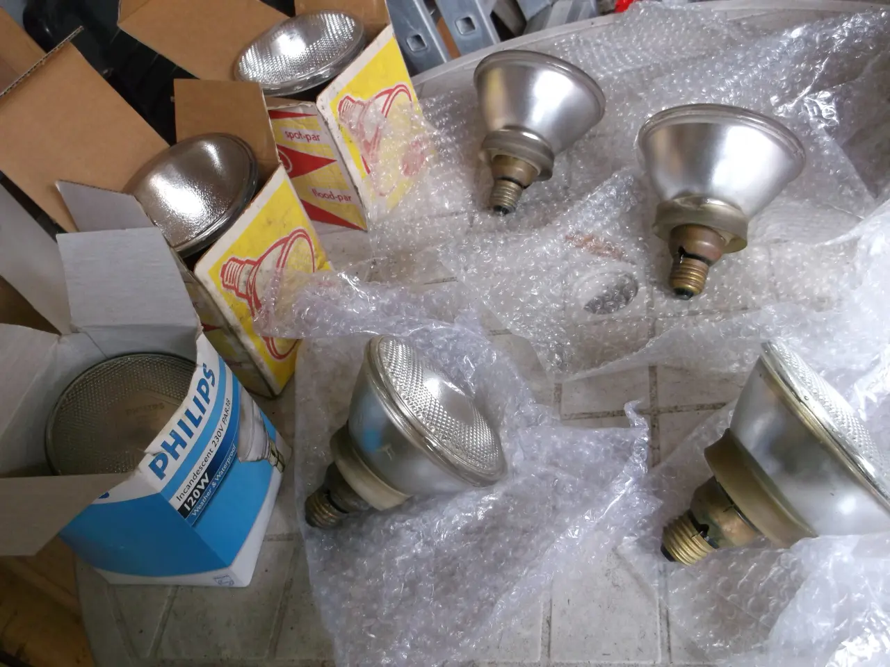 Billede 4 - Pærer 4 stk. - 4 stk. 150 watt 230 volt