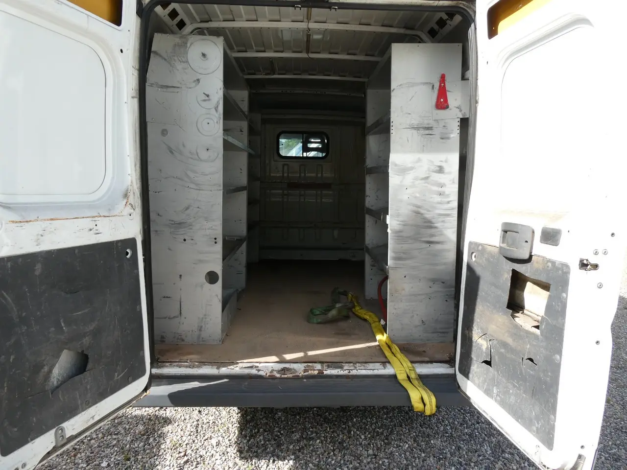 Billede 9 - Peugeot Boxer 333 2,2 HDi 120 Kassevogn L2H2