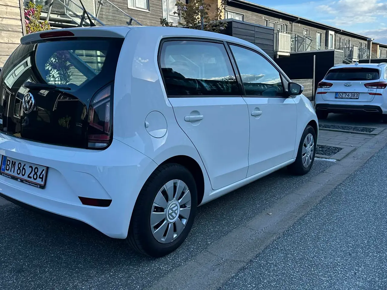 Billede 3 - VW UP! MOVE - LAV KM 33.000KM