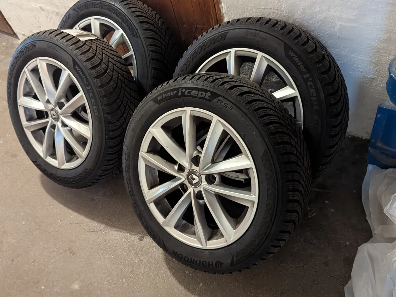 Billede 1 - Renault 16" alufælge med vinterdæk