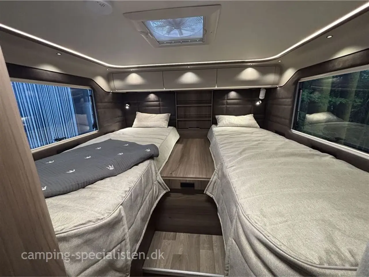 Billede 13 - 2026 - Kabe Travel Master Crown I 780 LGB   Kabe Crown i 780 LGB 2026 - Kan nu  ses  hos Camping-Specialisten.dk