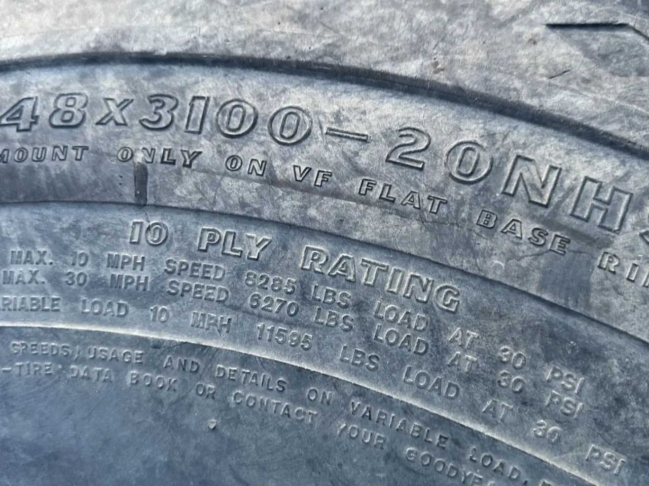 Billede 4 - Goodyear 48x3100-20. Prisen er for 2 stk.
