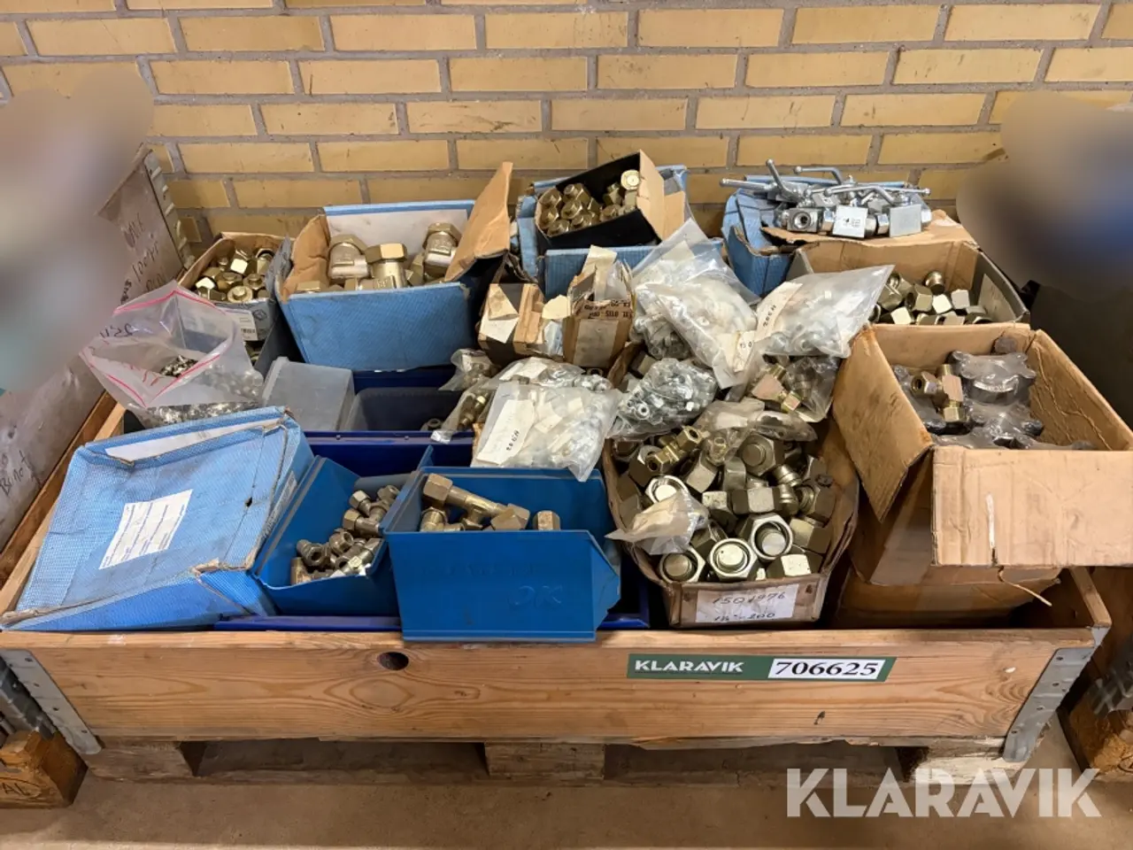 Billede 2 - Lot - Fittings, SAE flanger, og kuglehaner - 1 palle
