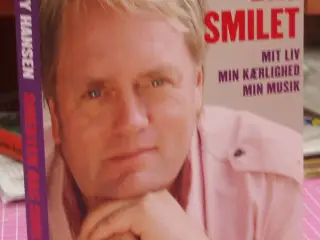 Johnny Hansen -smerten bag smilet