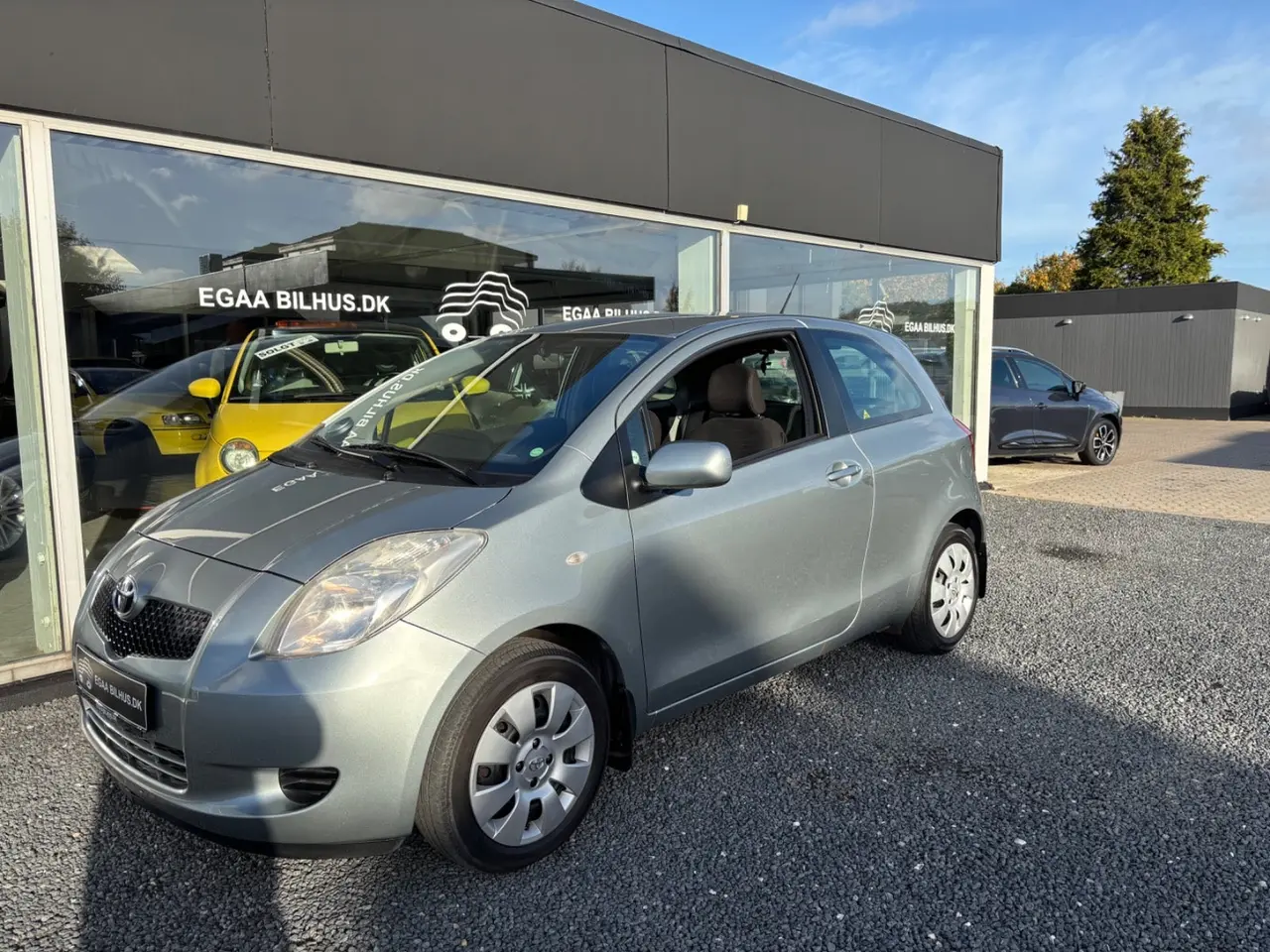 Billede 2 - Toyota Yaris 1,3 Luna