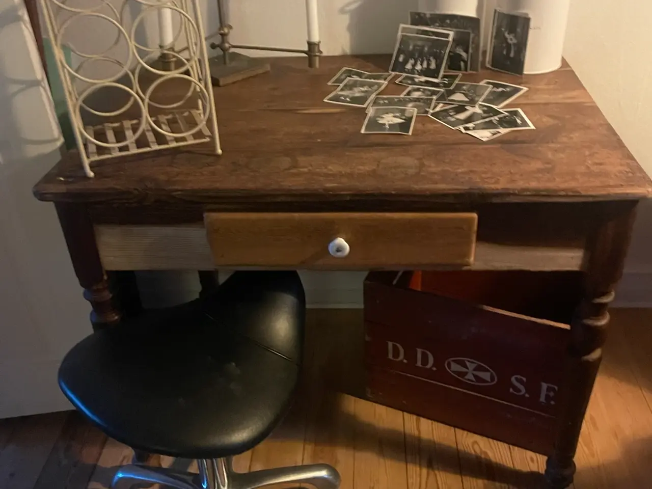 Billede 5 - Antik skrivebord med skuffe
