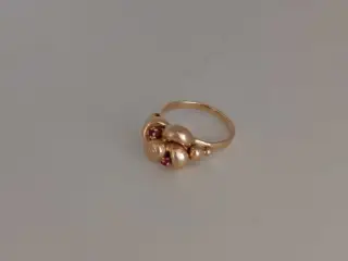 Guldring 18 k m rubiner str 61