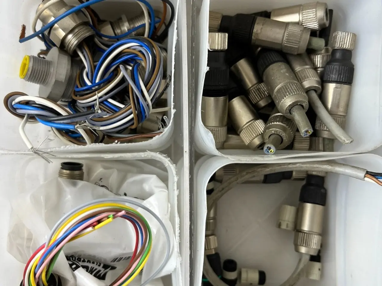 Billede 5 - stik parti M12 M8 Sensor Plugs Cables Pneumatic