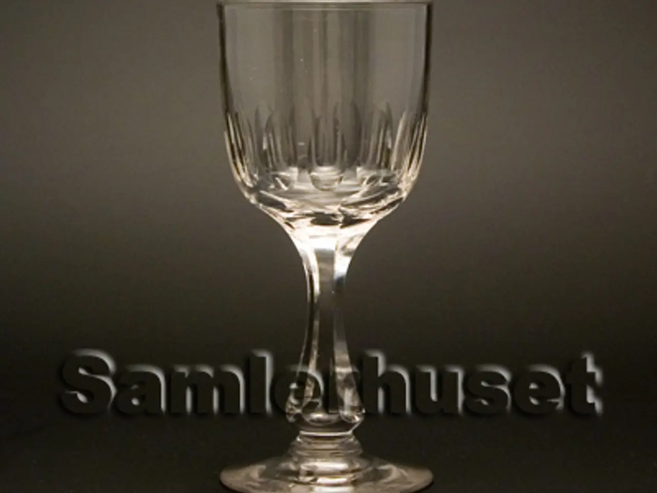 Billede 1 - Edvard Hvidvinsglas. H:135 mm.
