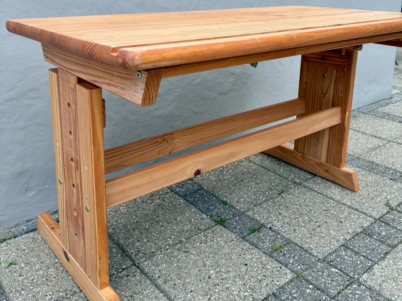 Billede 1 - SOLGT Fyrretræ arkitektbord/arbejdsbord