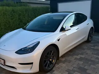 Tesla Model 3  RWD
