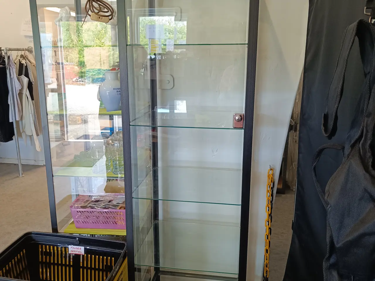 Billede 5 - Smukt glas vitrine