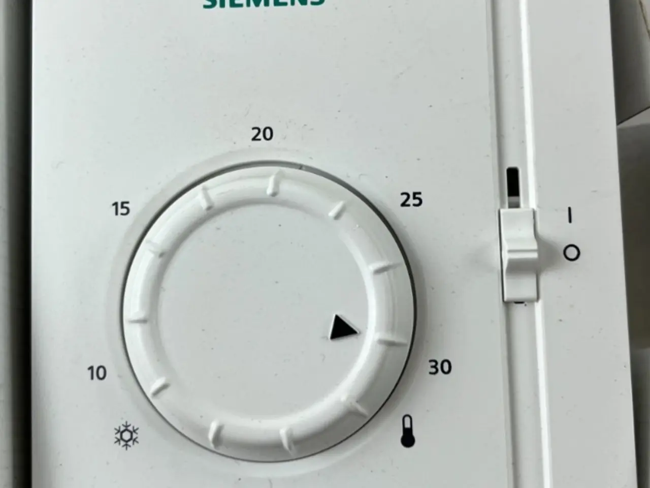 Billede 1 - Siemens RAA30 Mechanical Room Thermostat 10–30 °C