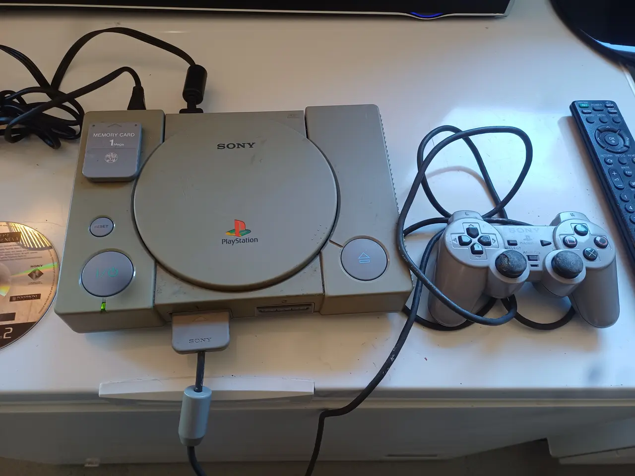Billede 1 - Playstation 1 med controller, memorycard og spil