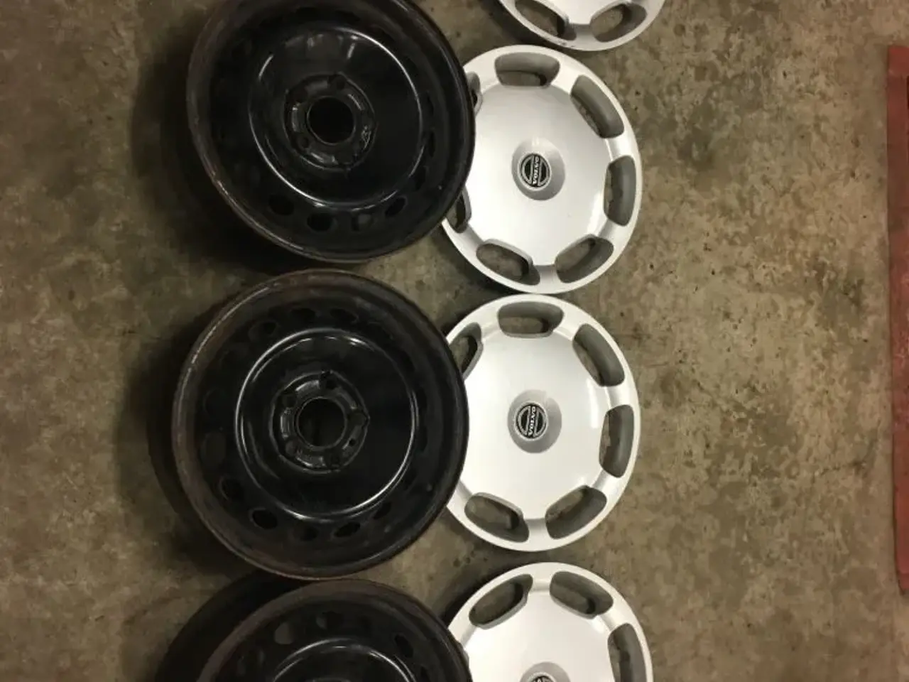 Billede 2 - 4  stk. 0riginale  Volvo fælge 