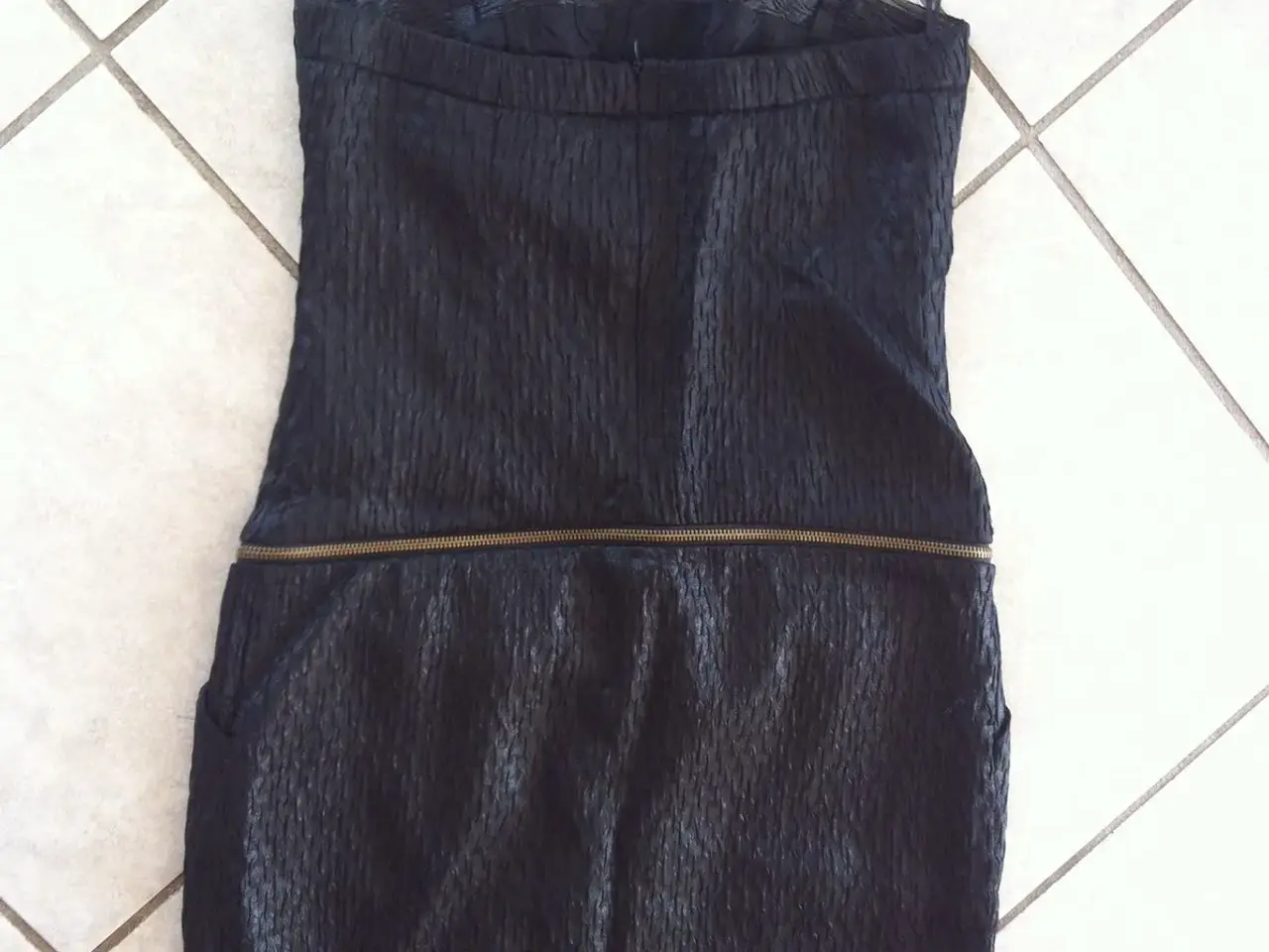 Billede 5 - Flot "VERO MODA" kjole, str:36, 75kr