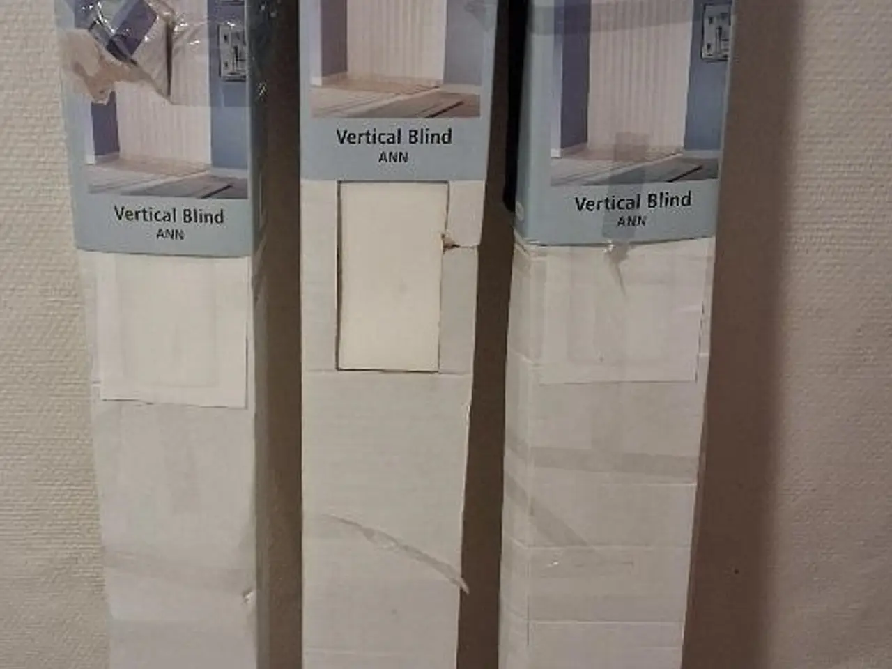 Billede 1 - 3 PK. Nye hvide Lamelgardiner B-100cm x H-250cm.