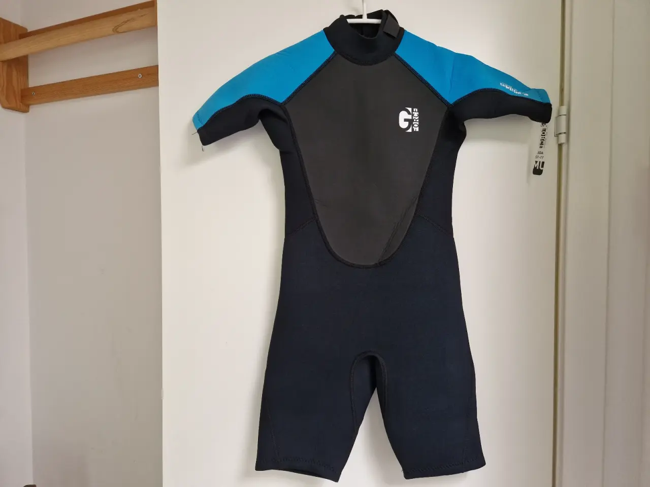 Billede 1 - Ny GUL G-Force 3 mm. shorty våddragt str. JM
