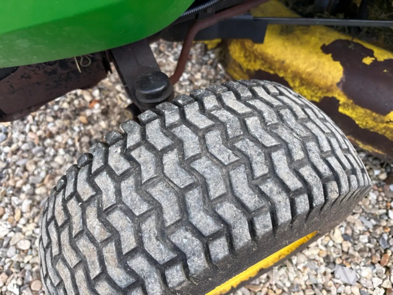 Billede 12 - Græsslåmaskine John Deere X165