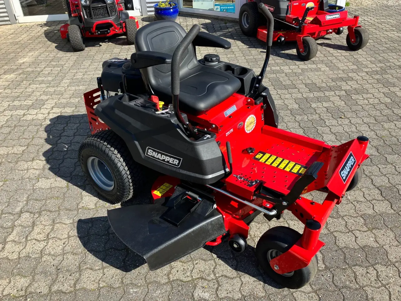 Billede 1 - SNAPPER ZTX 175 -  fuldsvejst 42"klipper *TILBUD*