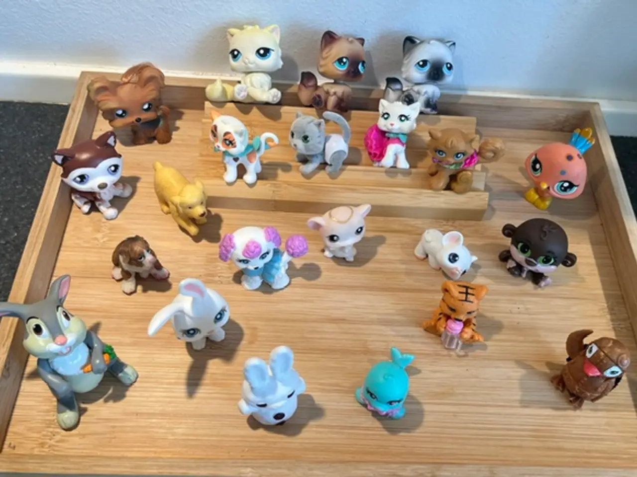 Billede 3 - 20 figurer - 10 m/magnet, flest Littlest Pet Shop