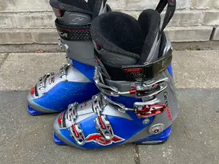 Skistøvler. Nordica