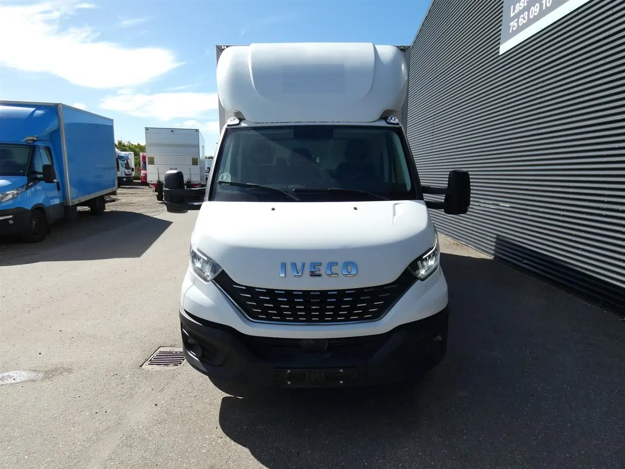 Billede 3 - Iveco Daily 35S16 3750mm 2,3 D m/Alukasse med lift Hi-Matic 156HK Ladv./Chas. 8g Aut.