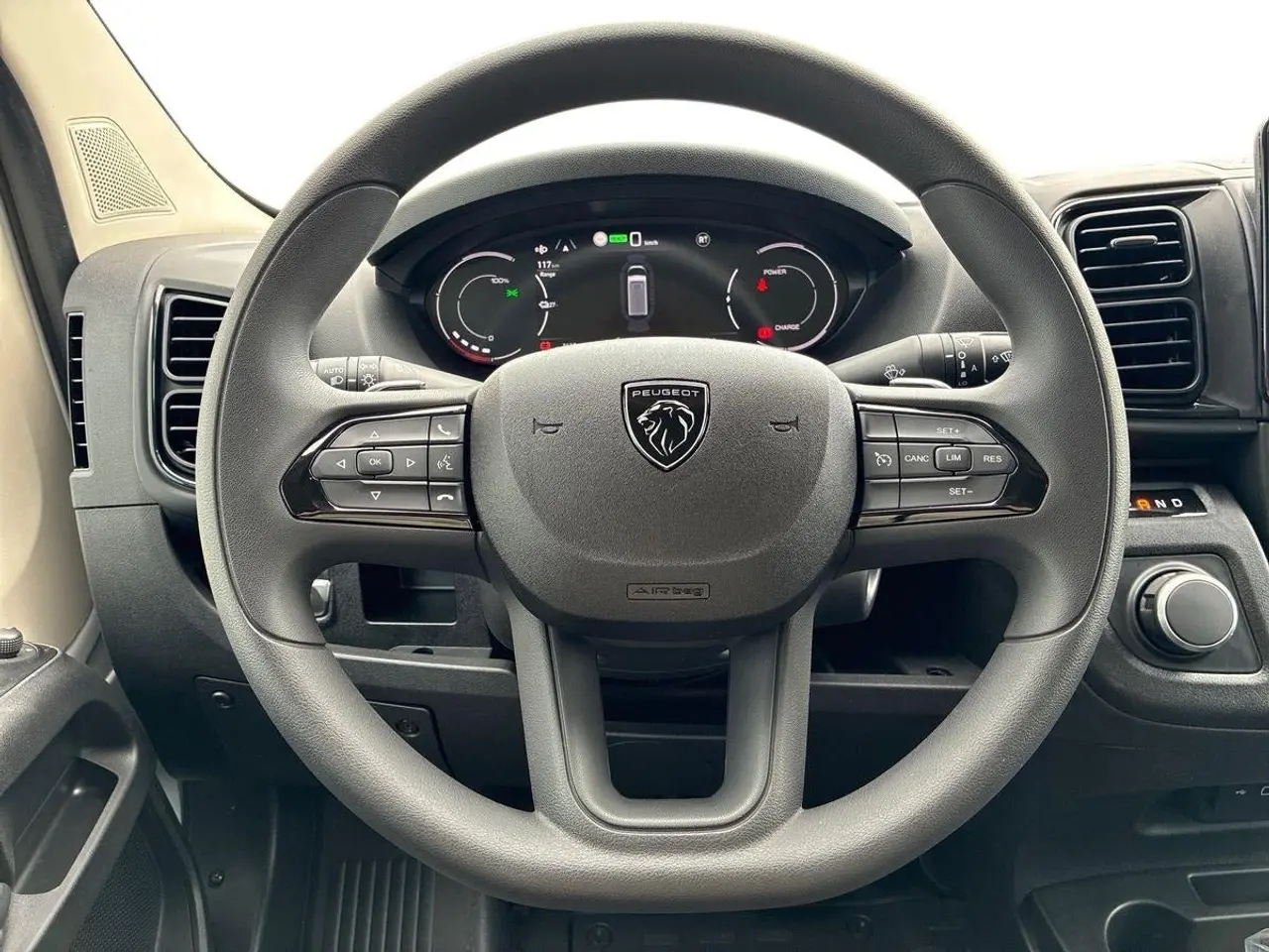 Billede 7 - Peugeot e-Boxer 435 110 L3H2 Premium