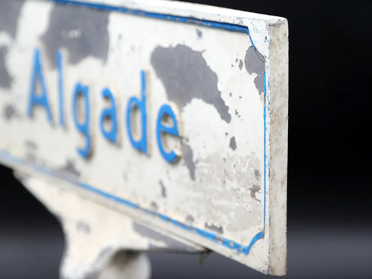 Billede 3 - Vintage dansk vejskilt “Algade” i aluminium