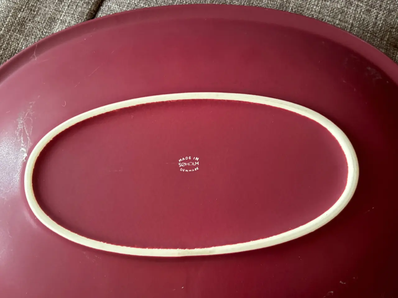 Billede 7 - Søholm Keramik stor rød oval skål med ginkgo blade