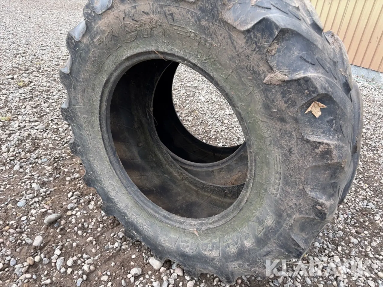 Billede 12 - Traktordæk Kleber 420/85 R28, 2 Styk