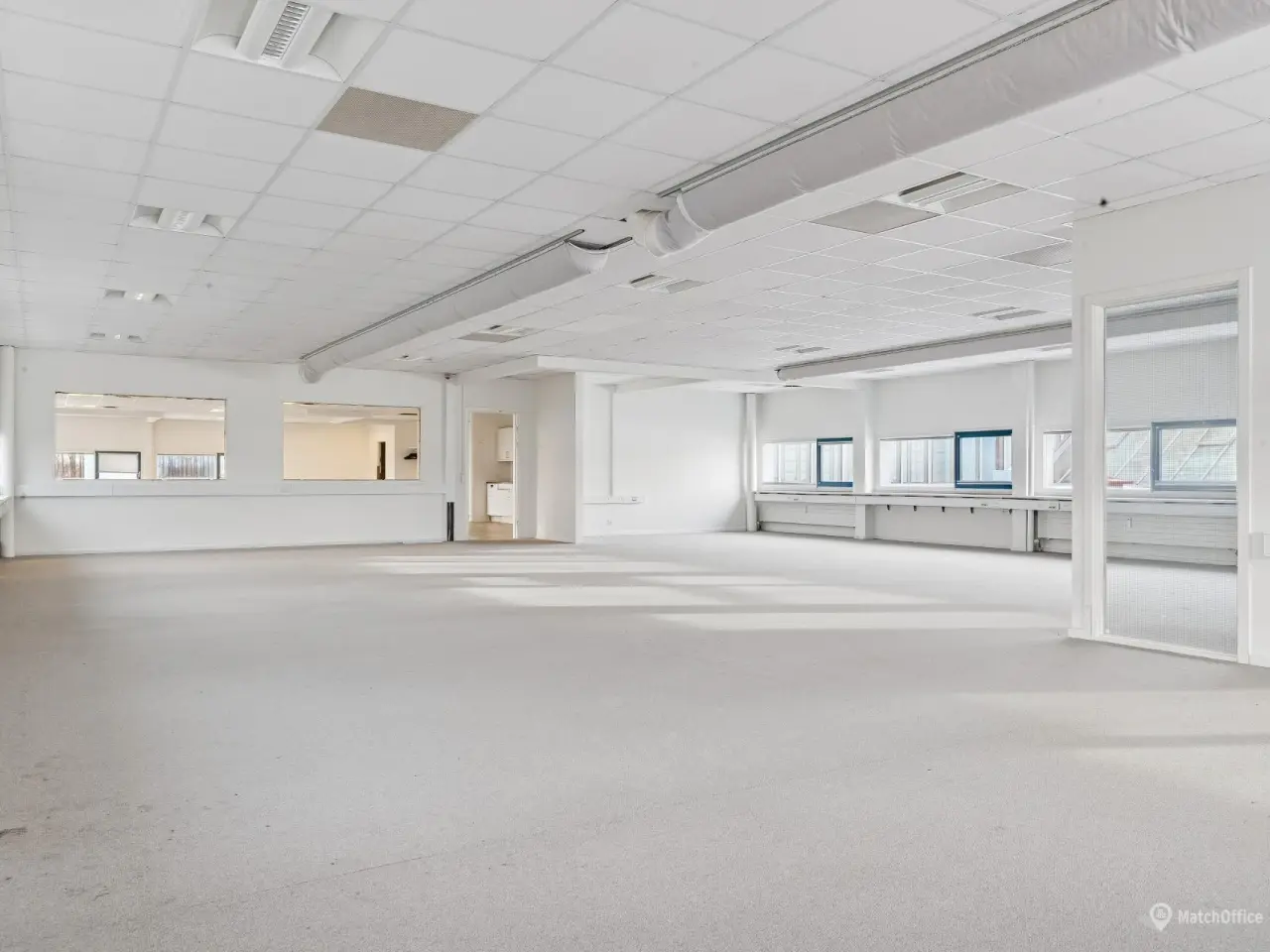 Billede 5 - 1.221m² lager og kontor/showroom til en lav leje. tæt på motorvej og togstation