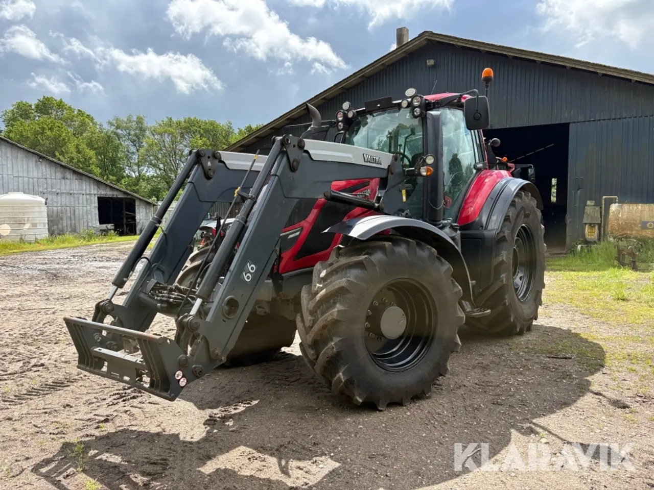 Billede 1 - Traktor Valtra T194 med frontlæsser