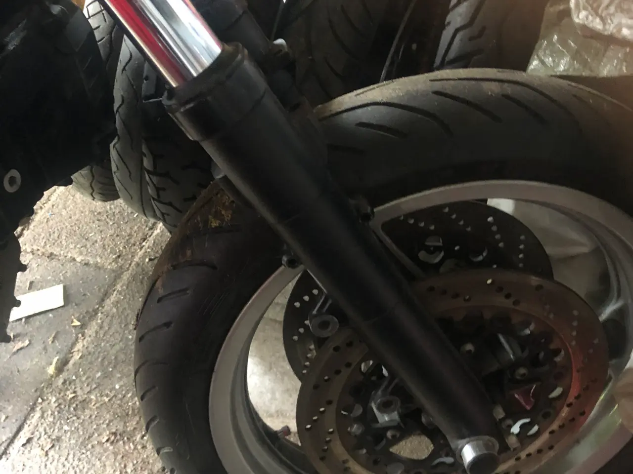 Billede 2 - Bmw k1100rs forhjul