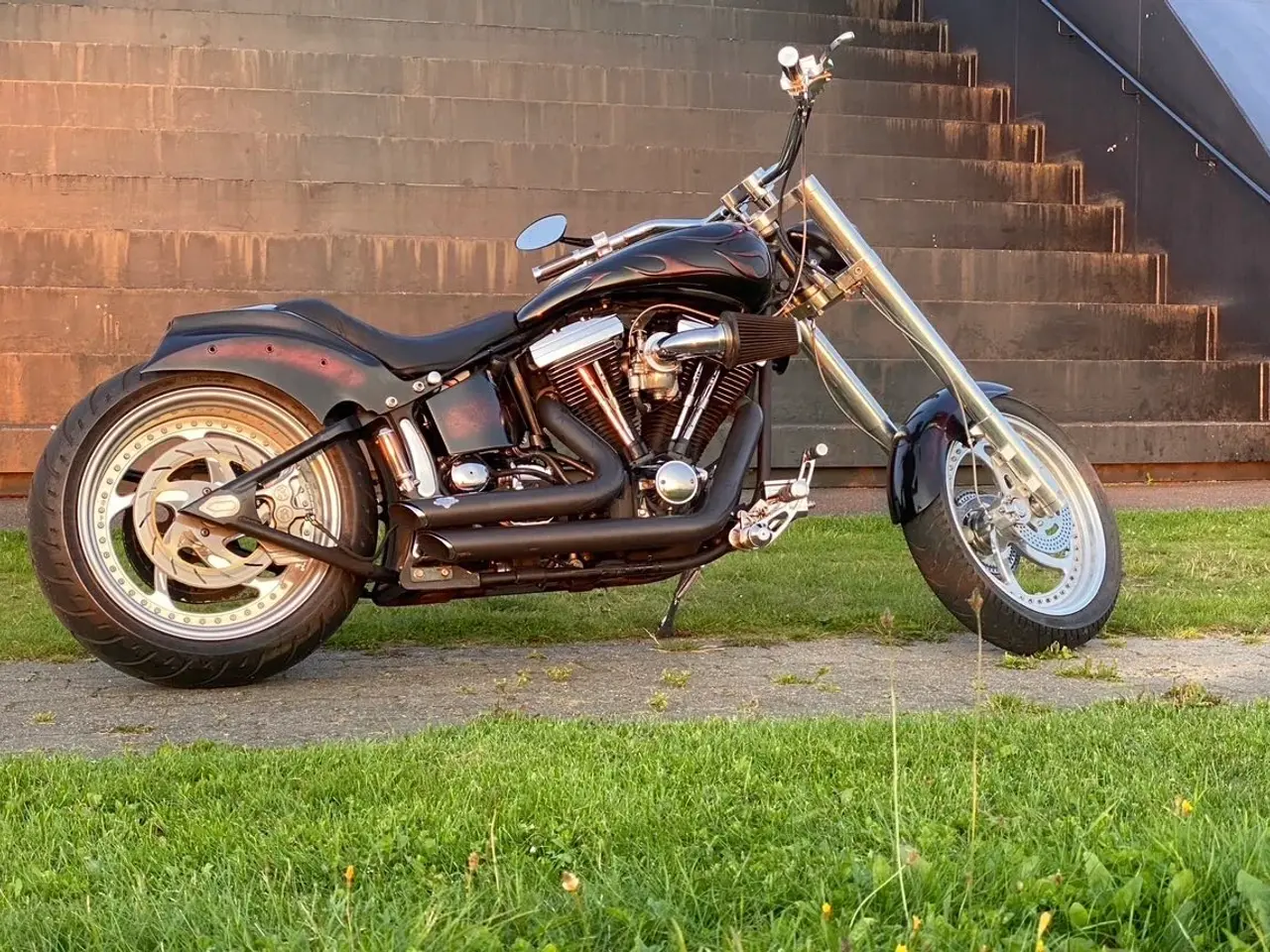 Billede 4 - HD softail FXST-C / Nysynet