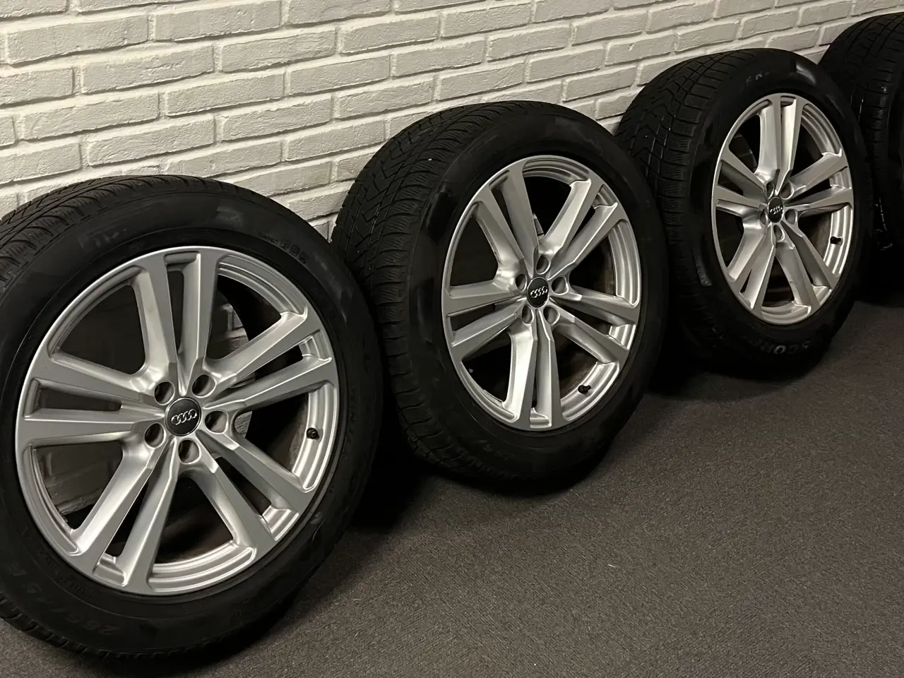 Billede 1 - Originale 20” Audi fælge med vinterdæk