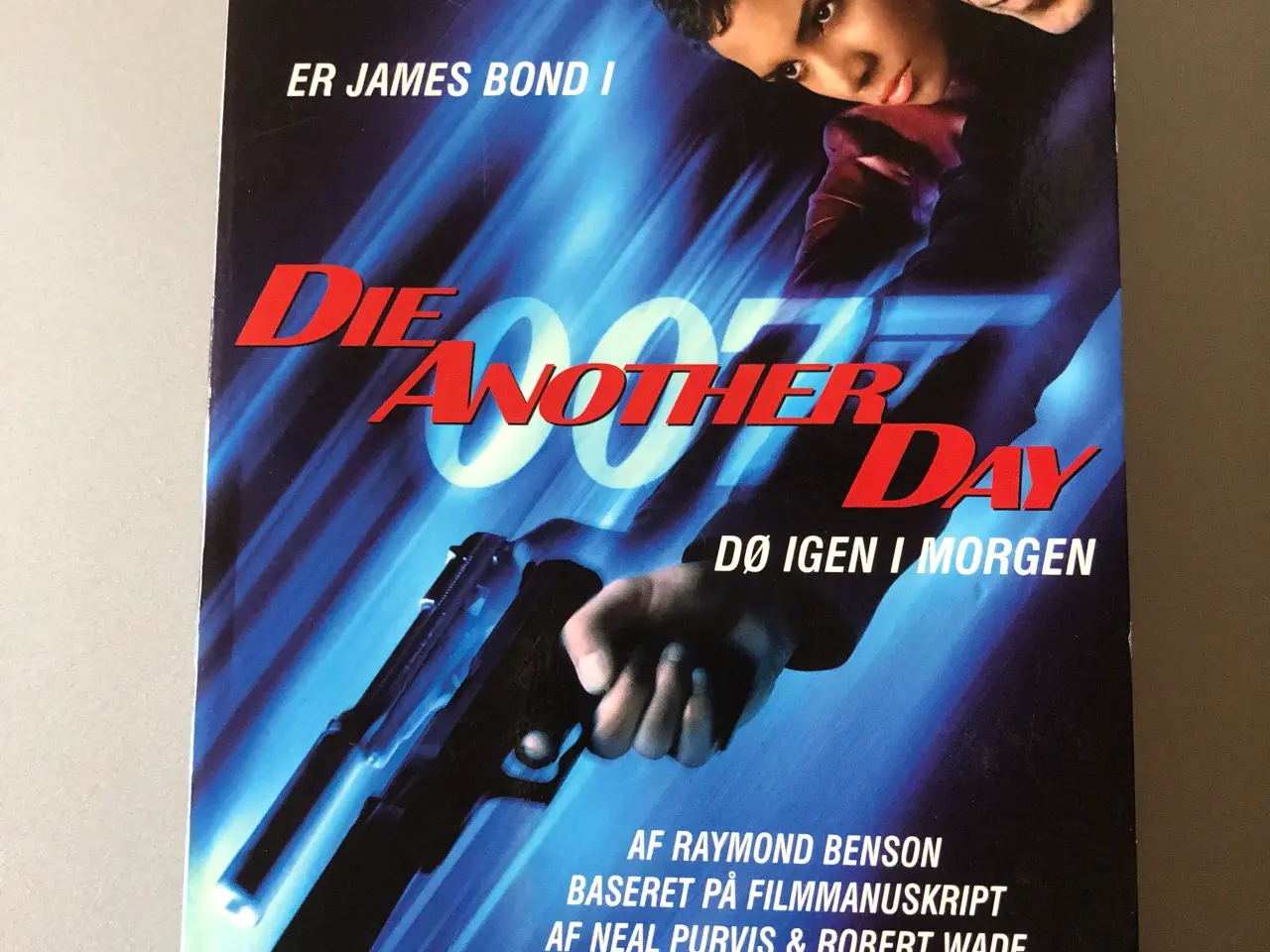 Billede 1 - Bog: Die Another Day - James Bond