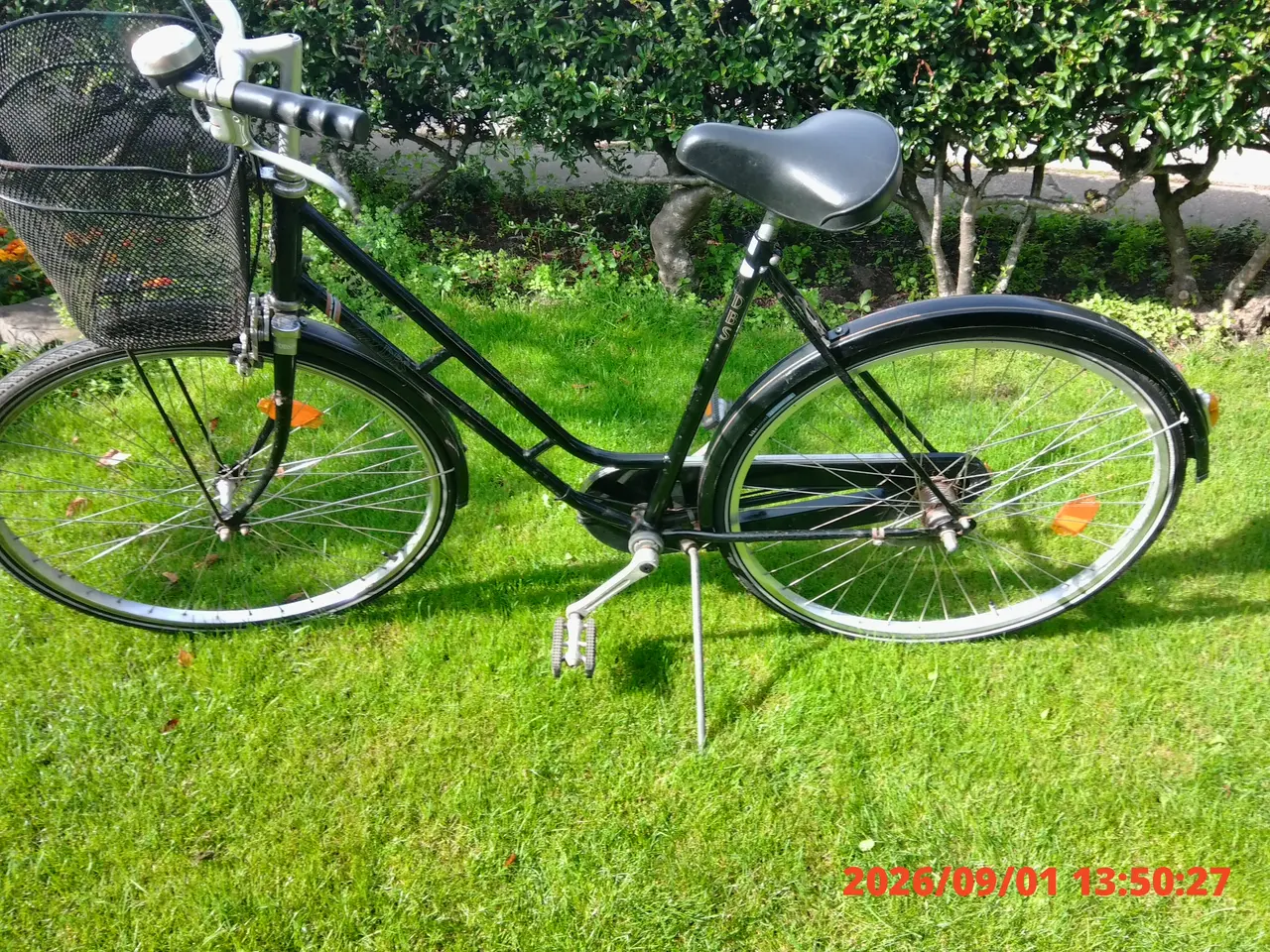 Billede 1 - Sort damecykel med 28" hjul og ca. 55 cm stel,