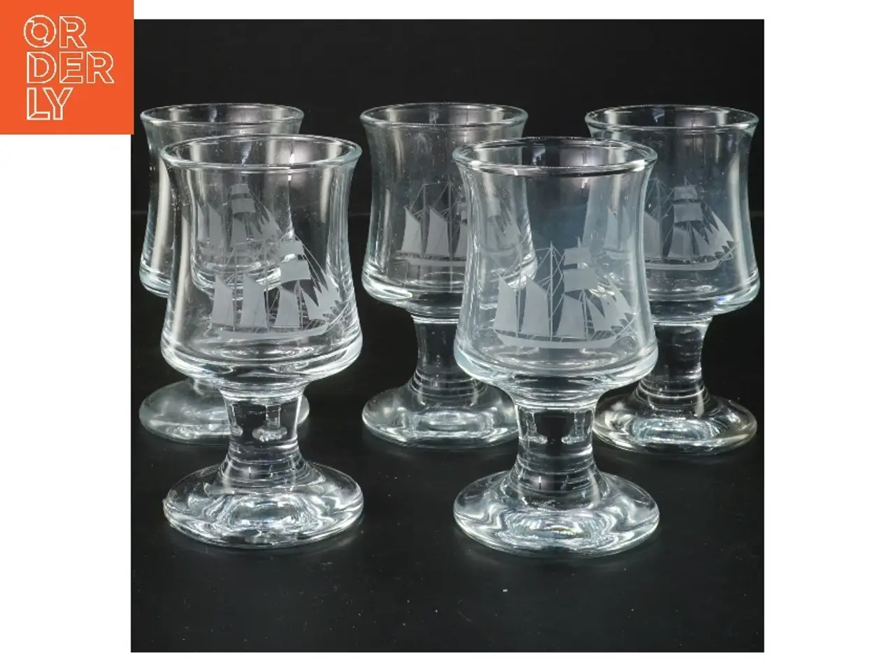 Billede 1 - Graverede glas, 5 stk (str. 5 stk Ø 6,5 cm længde 12,5 cm)