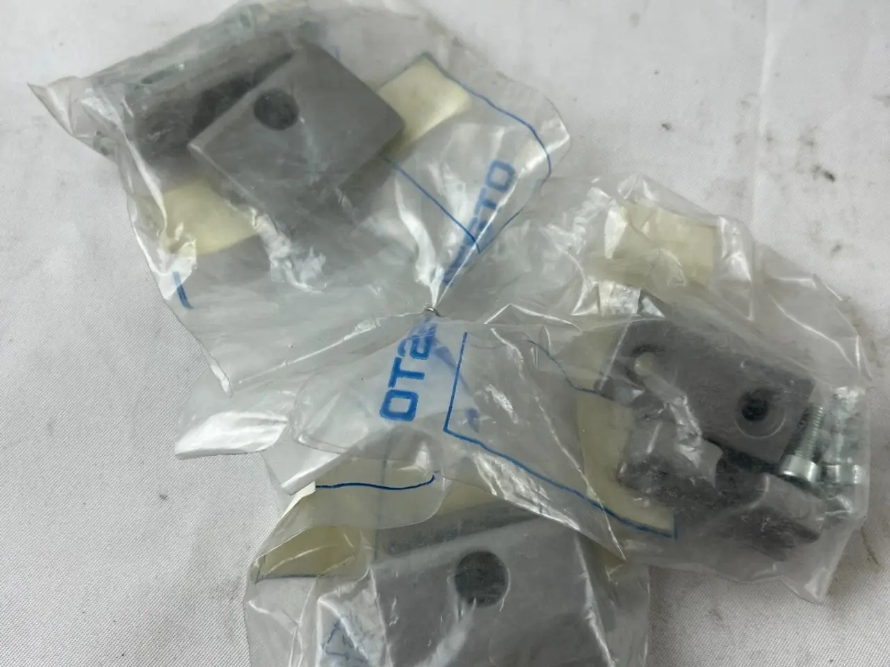 Billede 5 - Festo SMBU-1-B 36173 Sensor Mounting Kit Size 1 –