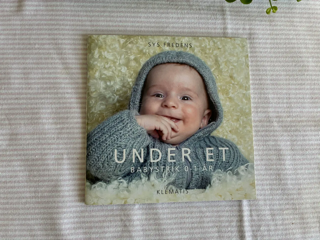 Billede 1 - UNDER ET - Babystrik 0-1 år