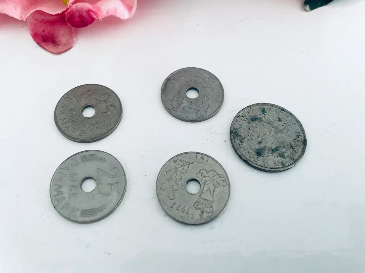 Billede 1 - Danske 25 øre + 1 kr