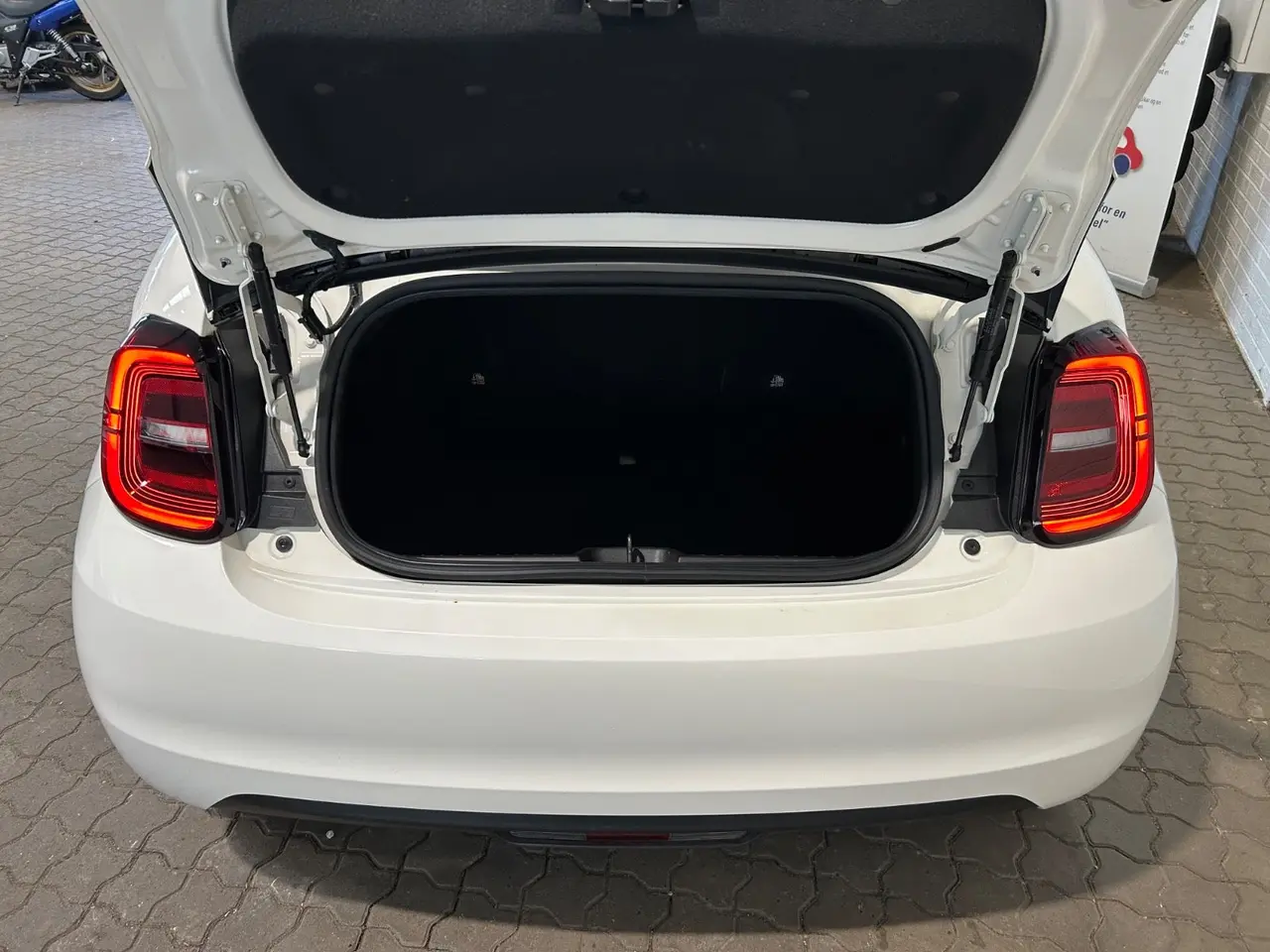 Billede 17 - Fiat 500e 42 Icon Cabrio