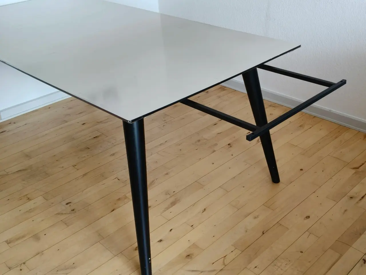 Billede 3 - Saltum spisebord med stole