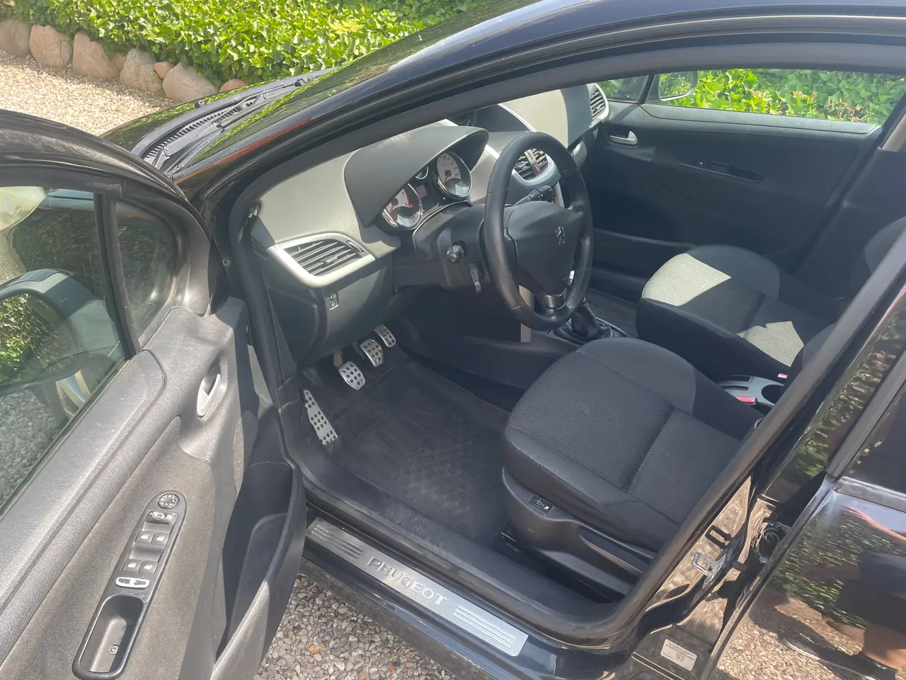 Billede 9 - Velholdt Peugeot 207 1.6 HDI