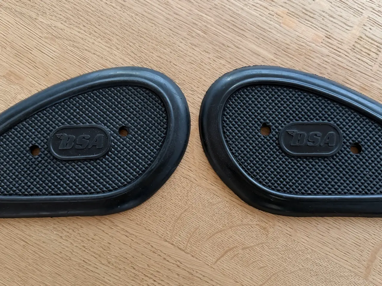 Billede 1 - Knæ pude (tankpad / knee grip)