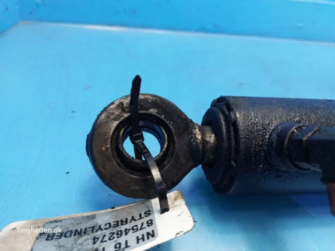 Billede 2 - New Holland T6 Styrecylinder 87546274
